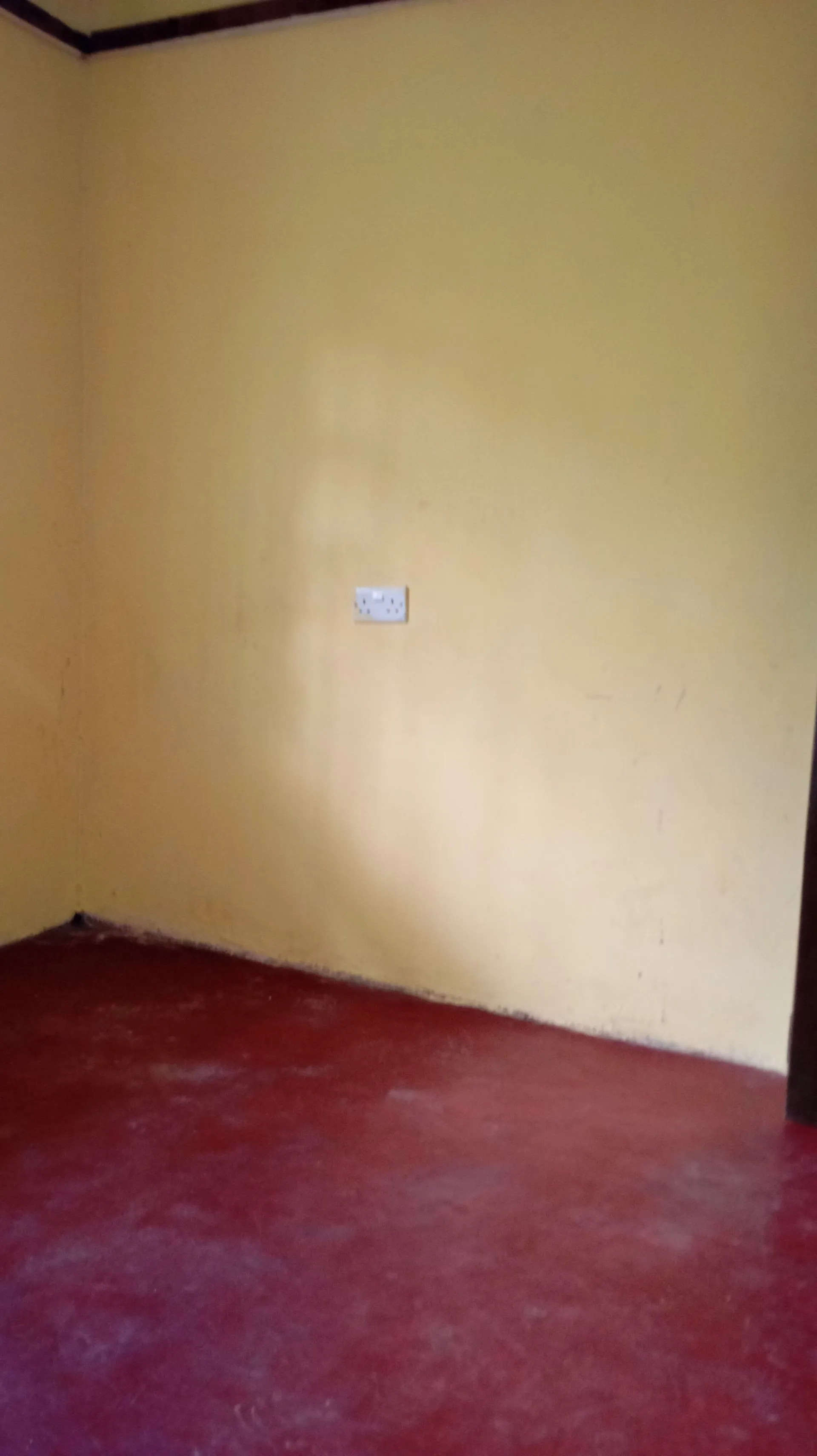 SINGLES - single room